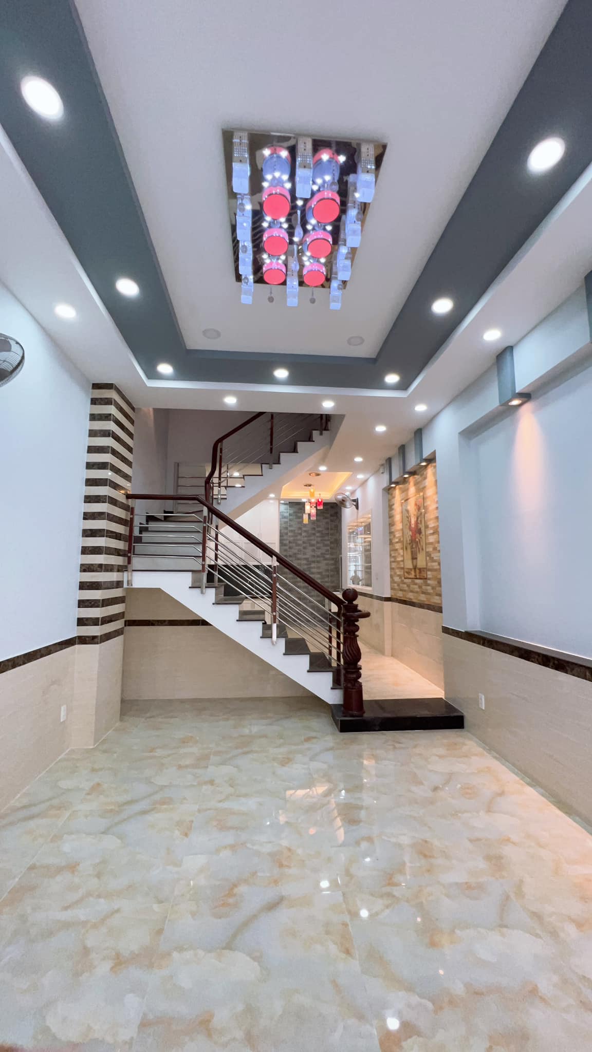 Lô Góc 2MT Tân Phước Quận 10, DT to Vỉa Hè Rộng, Kinh Doanh Đĩnh.