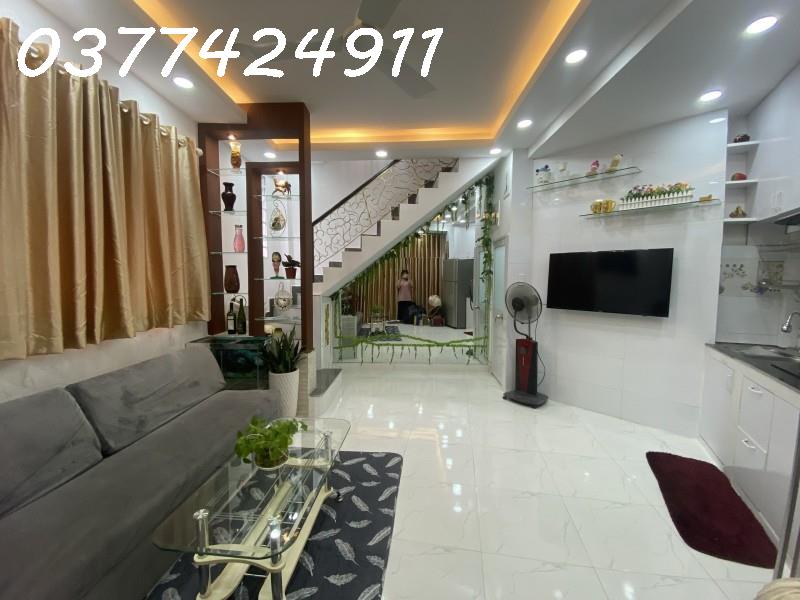 Bán nhà Lê Quang Định P5 Bình Thạnh, Nhà mới, 4 tầng, chỉ 3.95 tỷ.