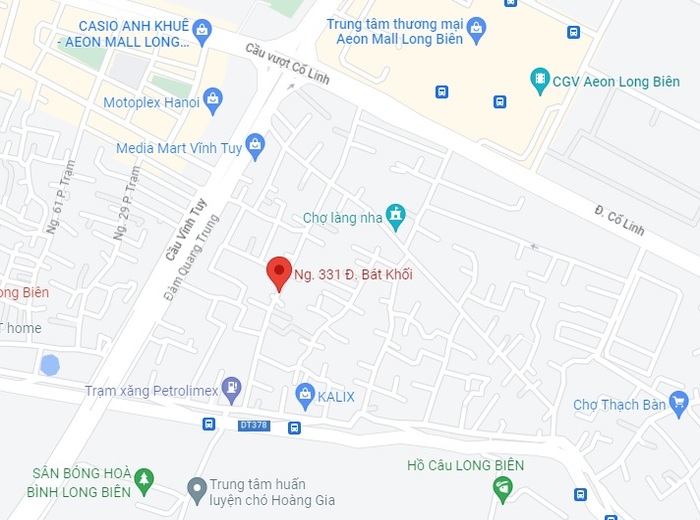 Ngõ 331 Bát Khối là ngõ thông, xe ô tô có thể di chuyển ở bên trong