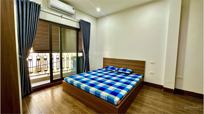 Bán nhà Ngọc Thụy, Long Biên 60m2, 5 tầng 5.3tỷ ô tô vào nhà, ô tô tránh, 2 thoáng, full đồ.