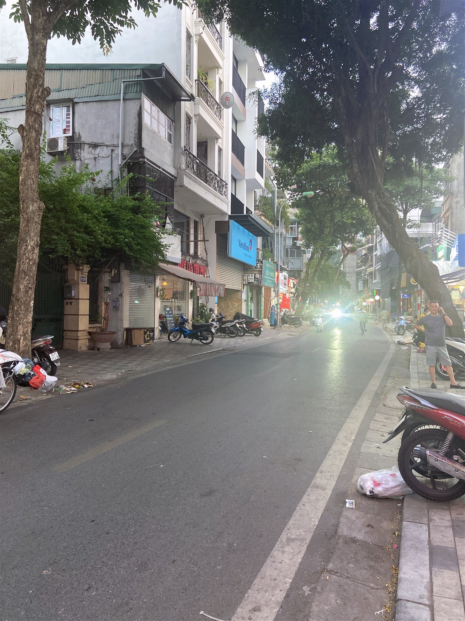 Mặt Phố Yên Phụ 63m *5 tầng mt 6.6m Lô Góc , Có Hầm , Thang Máy kinh doanh , ô tô tránh giá 26.5 tỷ