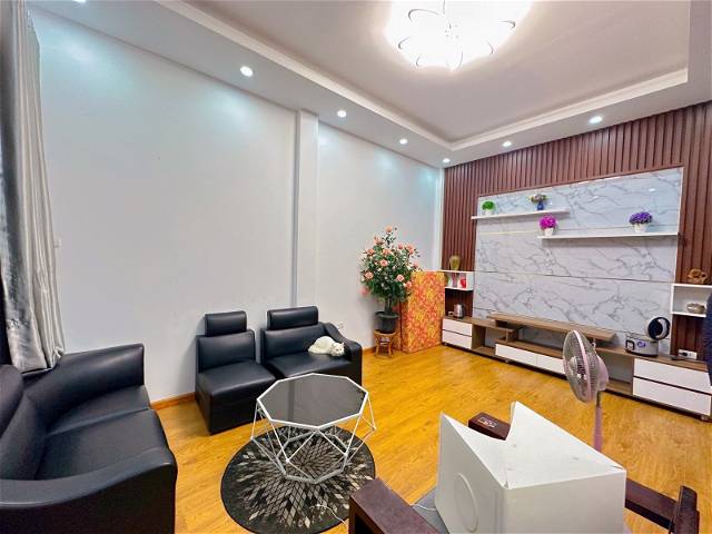 Bán nhà phố Lê Thanh Nghị, Hai Bà Trưng diện tích 46m3, 4 tầng LÔ GÓC, Ô TÔ. LH 0912929280