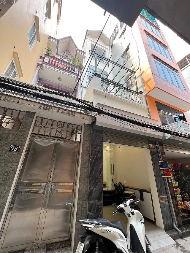 Bán nhà phố Hoàng Quốc Việt – Ngõ to gần ô tô – nhà mới xây thiết kế hiện đại – giá chào 5,7 tỷ