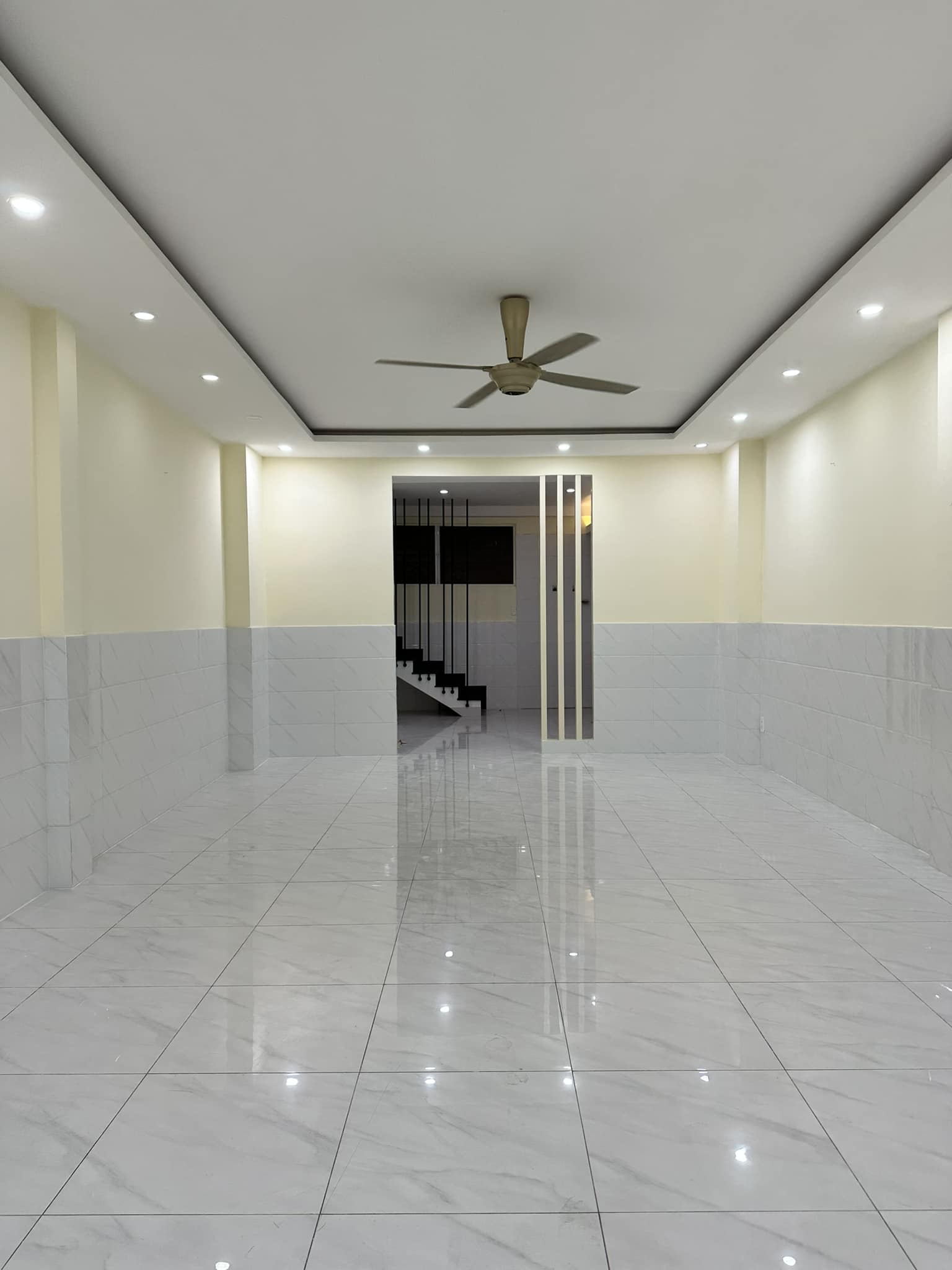 Bán nhà chính chủ Q3, 30m ra MT Trần Quang Diệu, 3 tầng, 68m2 chỉ 8 tỷ.