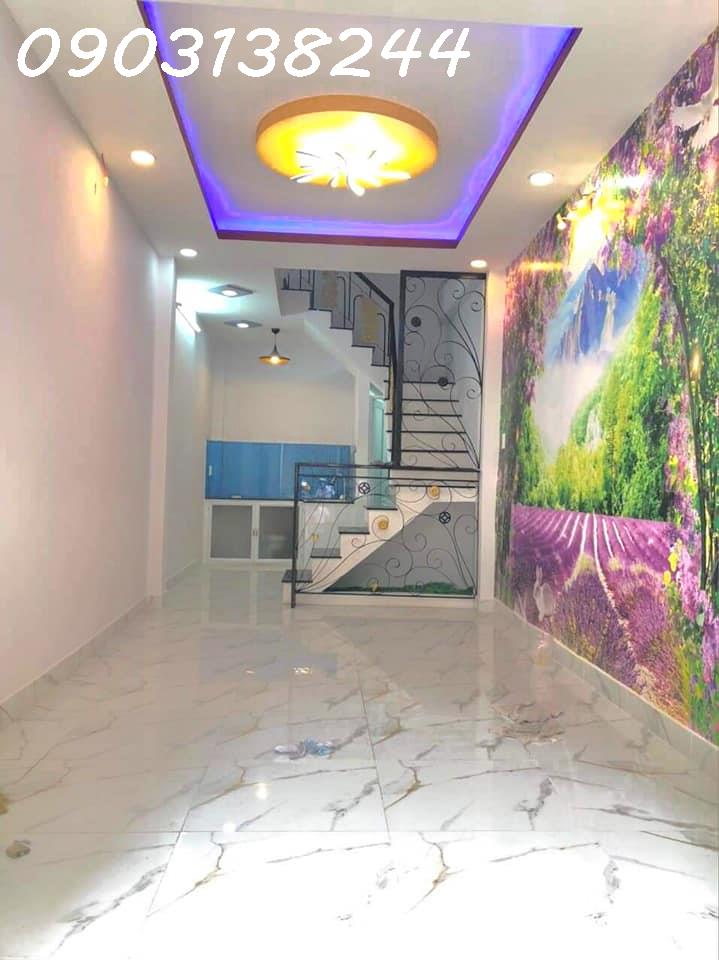 Nhà bán Q10, hẻm 3m thông Nguyễn Tri Phương, 4 tầng nở hậu chỉ 5 tỷ.