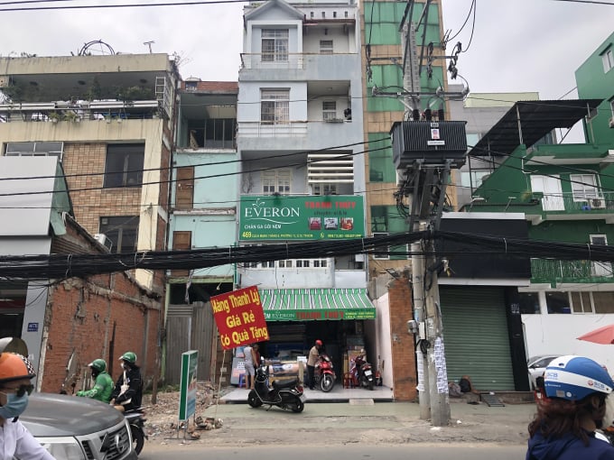 Cần bán nhà đường 3 tháng 2, P.10, Q.10, Dt: 4,1x26, 62,9m2, Hầm,6 lầu, st, . 36 Tỷ.