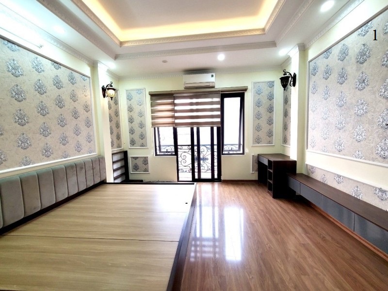 ĐẦU TƯ GIỮ TIỀN -KINH DOANH NGUYỄN LAM 84M2X 5 TẦNG GIÁ 7.6 TỶ.