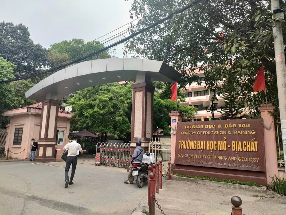 Bán nhà Đường Thụy Phương 5 Tỷ, 64m2 Phân Lô Ô Tô Kinh Doanh Quận Bắc Từ Liêm.