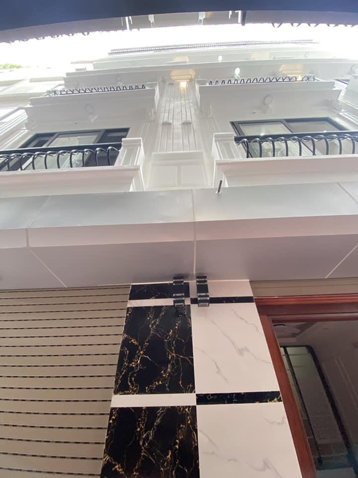 Bán Nhà Mới Trung Tâm Hành Chính Phường Thụy Phương 37m2 * 4 Tầng, 3.45 tỷ Bắc Từ Liêm.0965283789