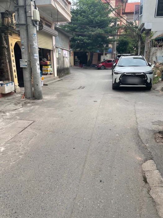 Bán nhà 5 Tỷ, Khu Phân Lô Phường Thụy Phương, Quận Bắc Từ Liêm 64m2.