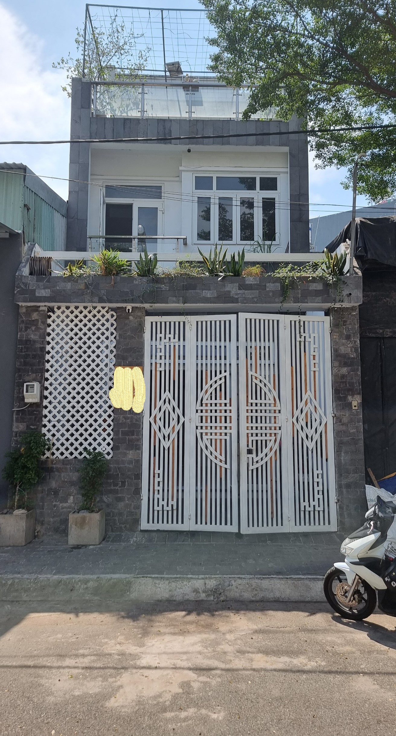 Nhà phố khu dân cư Đường 12 met,Thới Tam Thôn Hóc Môn, DT 5x21 Full thổ cư.