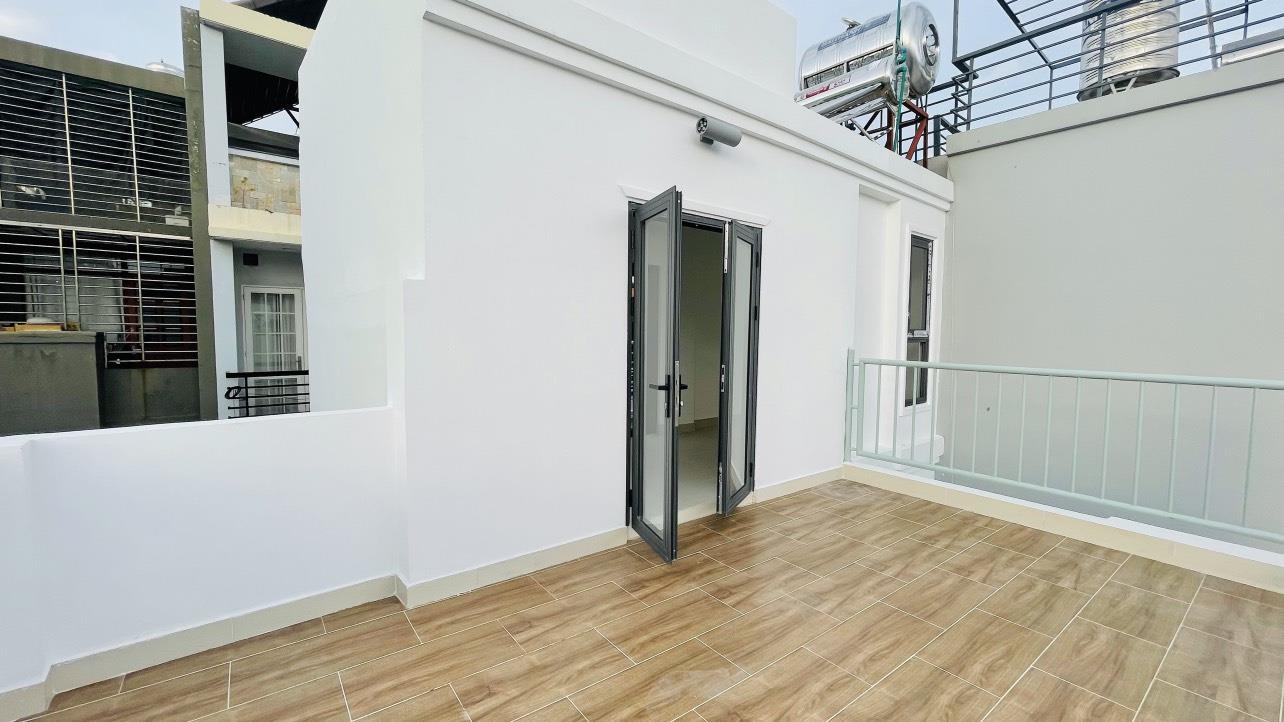 GẤP, GIẢM GẦN 2 TỶ, GIÁ NÀO CŨNG BÁN - NHÀ HXH KHU PHAN XÍCH LONG- 45M- NGANG KHỦNG 6M - 4 TẦNG MỚI ĐẸP- CHỈ 5 TỶ NHỈNH.