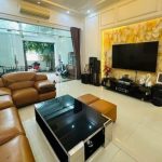 nha-so-18-trong-ngo-152-hong-tien