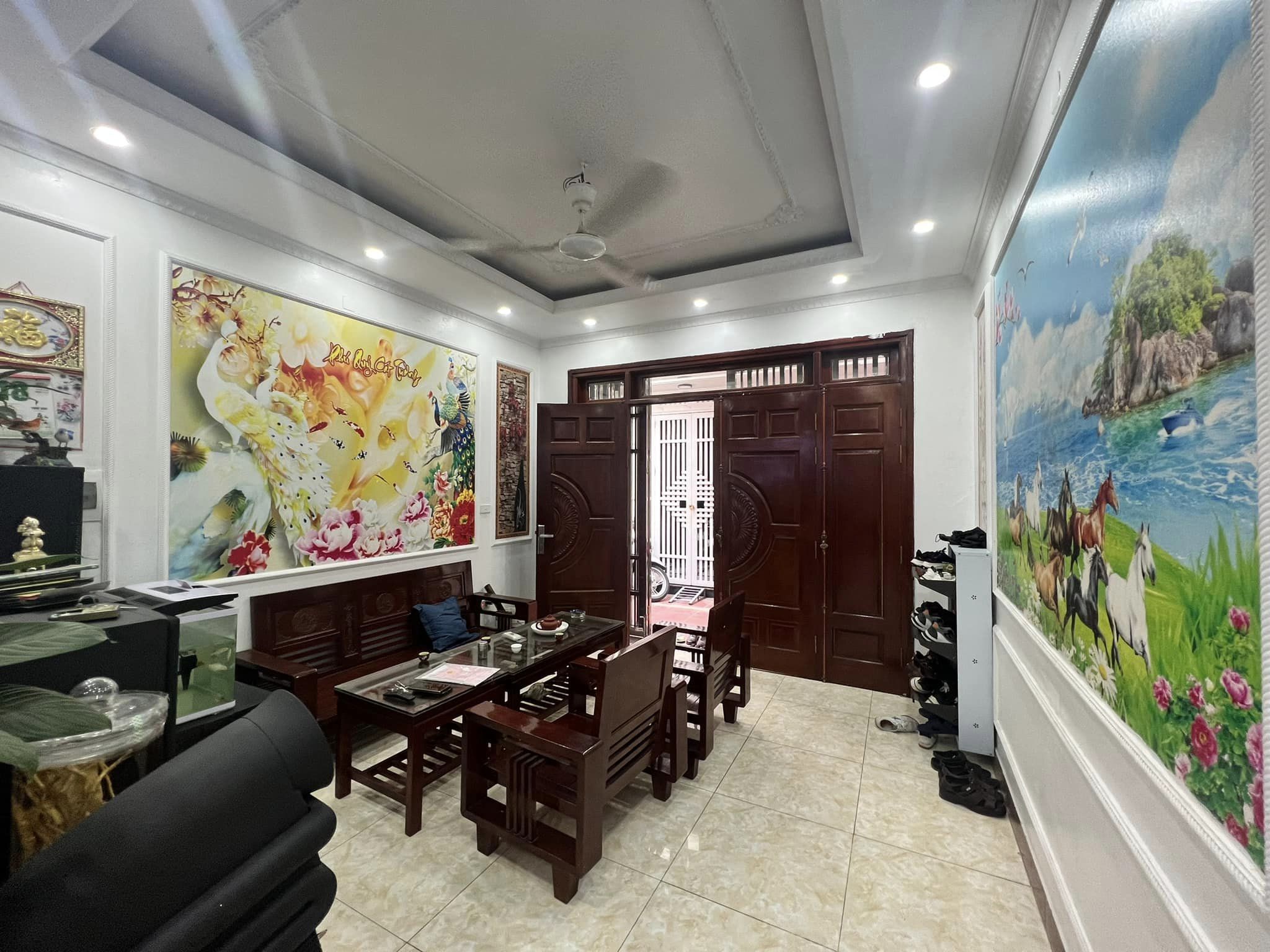 NHÀ TRUNG TÂM THẠCH BÀN - NHÀ 5 TẦNG - Ô TÔ VÀO NHÀ - CỔ LINH ( LONG BIÊN)_ GIÁ RẺ.