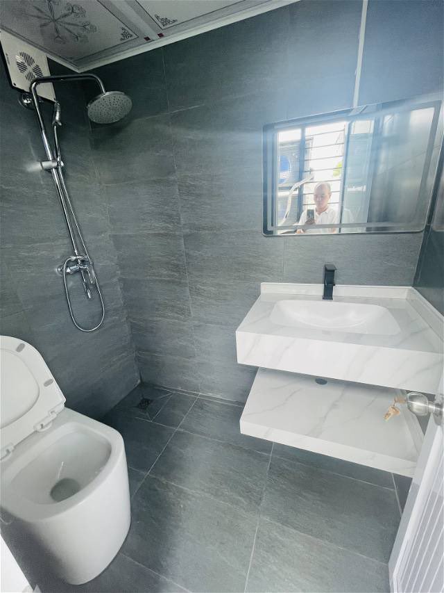 Bán Nhà 6 Tầng Homestay Lý Nam Đế Khu Vực Lõi Trung Tâm, Kdoanh VIP, SĐCC, Chỉ 4.65 Tỷ