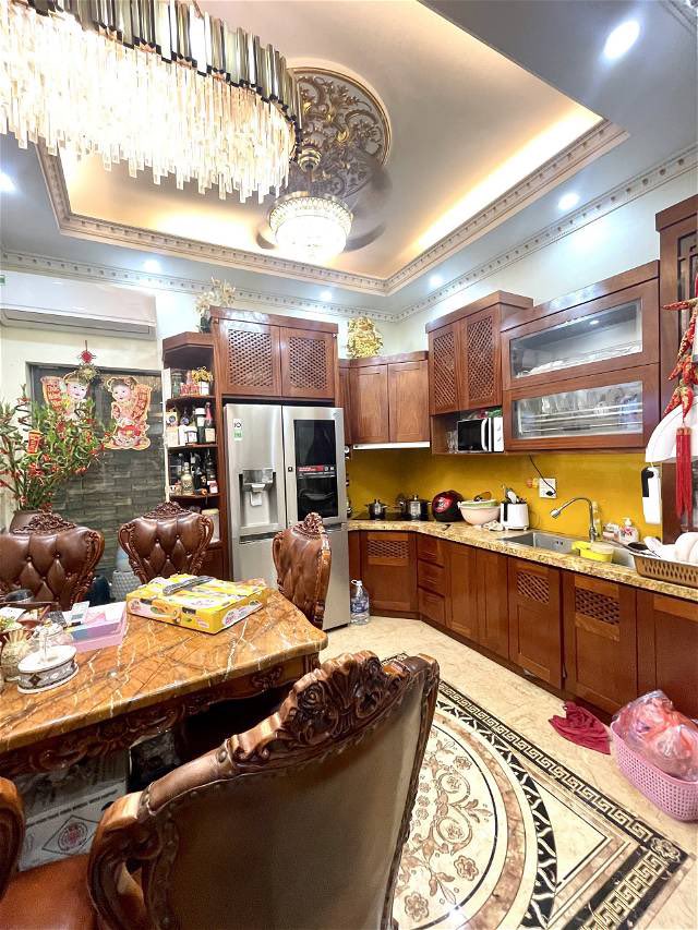 Bán Nhà 5 Tầng Thang Máy Phan Chu Trinh 52m2 Nội Thất Xịn, Khu Lõi Trung Tâm, Ở Sướng, SĐCC, Chỉ 10.5 Tỷ