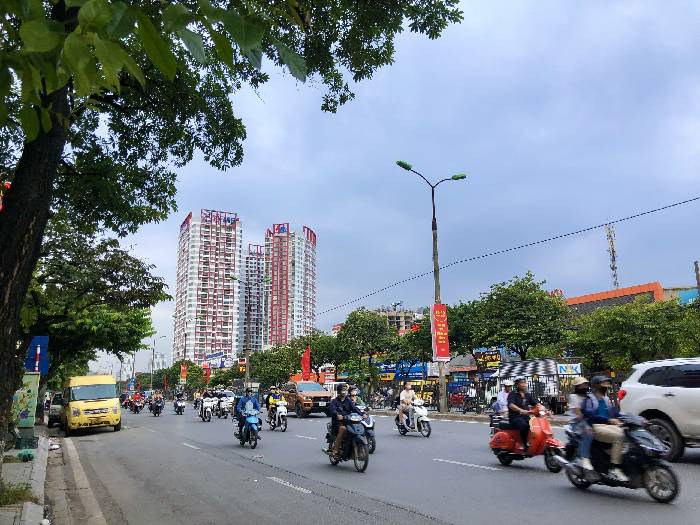 Bán nhà mặt phố Giải Phóng, gần ngã tư Đại La, không vướng cầu, 90m2, MT 5m nhỉnh 22 tỷ