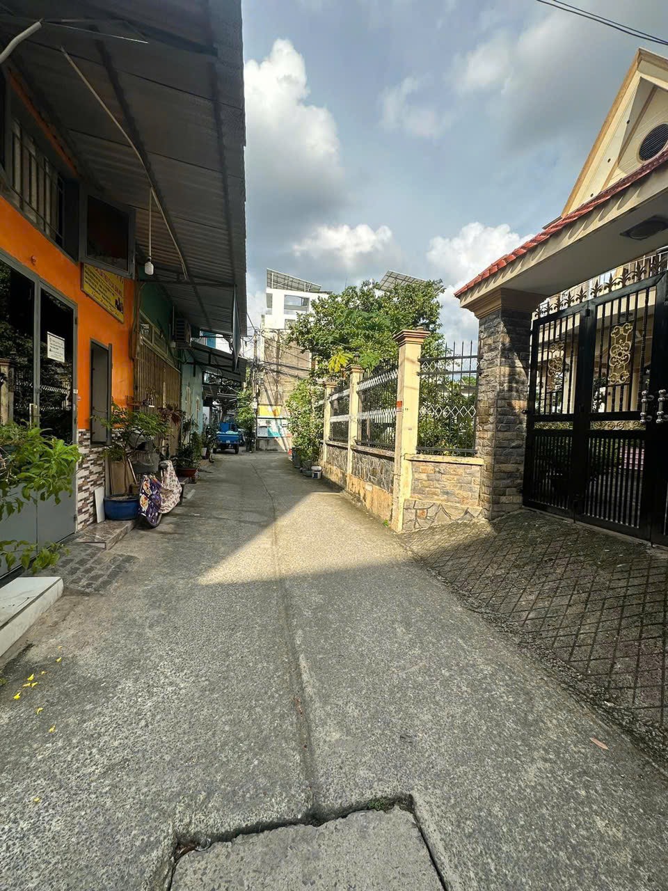 NHÀ 2 TẦNG - KHU VIP TÂN BÌNH - GẦN MẶT TIỀN- 33M2-DTXD HẺM XE HƠI.62M2 - CHỈ 3TỶ6TL -ZALO:0393204011