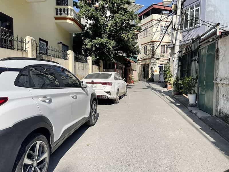 Bán 33,7m2 thực tế xây 42m2 nhà 5 tầng ngõ 195 Vũ Xuân Thiều, đường thông ô tô tránh.