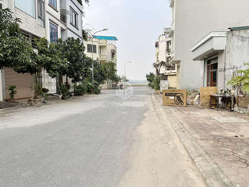 [BÔNG HOA ĐẸP NHẤT] Cần bán 34,3m2 mặt đường rộng 15m tại TĐC Giang Biên - Long Biên.