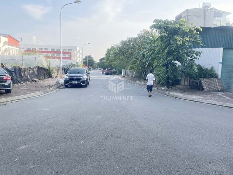 [LÔ GÓC] Cần bán 142m2 đất KĐT 31ha Trâu Quỳ - Đối diện vườn hoa và trường học liên cấp.