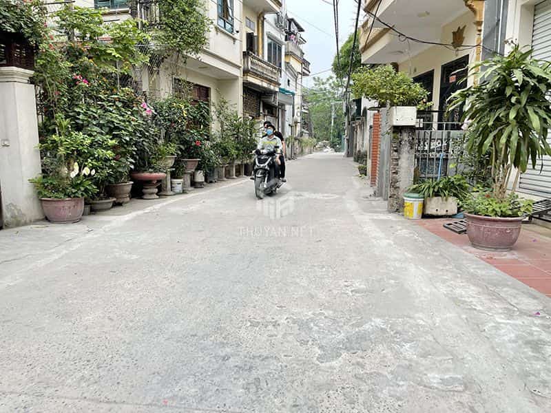 [Lô Góc] Cần bán 85m2 đất, đường tô tô, cách mặt đường Thạch Bàn 50m.