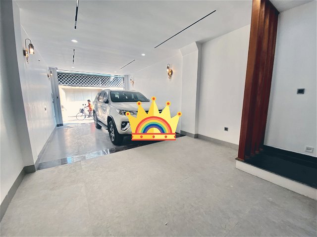 Phố Hồng Tiến, Long Biên 50m2, 7 tầng, giá hơn 10 tỷ