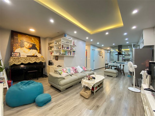 Hoàng Như Tiếp, Long Biên 88m2, 5 tầng, lô góc ...