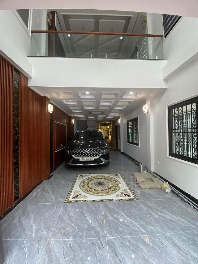 Đàm Quang Trung, Long Biên 55m2, 7 tầng, thang máy , kinh doanh, gara ô tô...