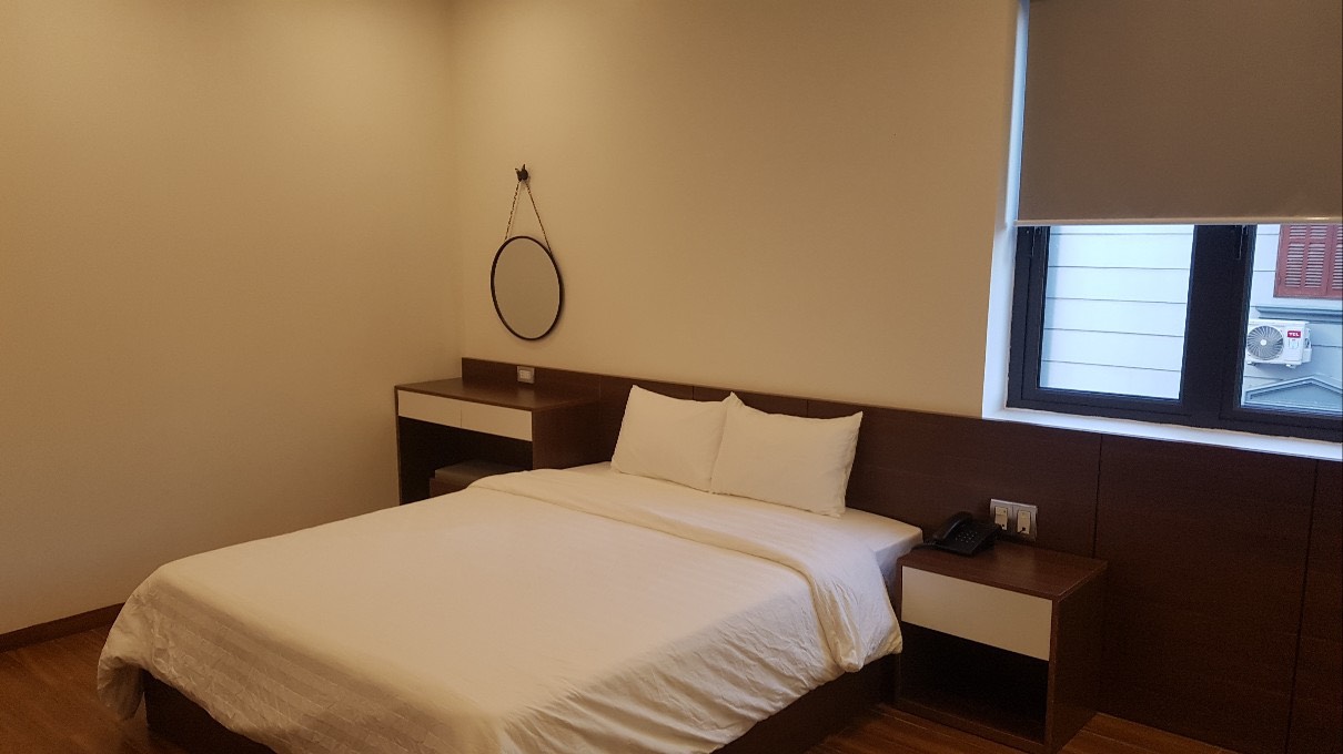 Bán toà nhà đường Văn Cao 17 tỷ cho thuê 120tr/tháng = 1,44 tỷ/năm :0968129240