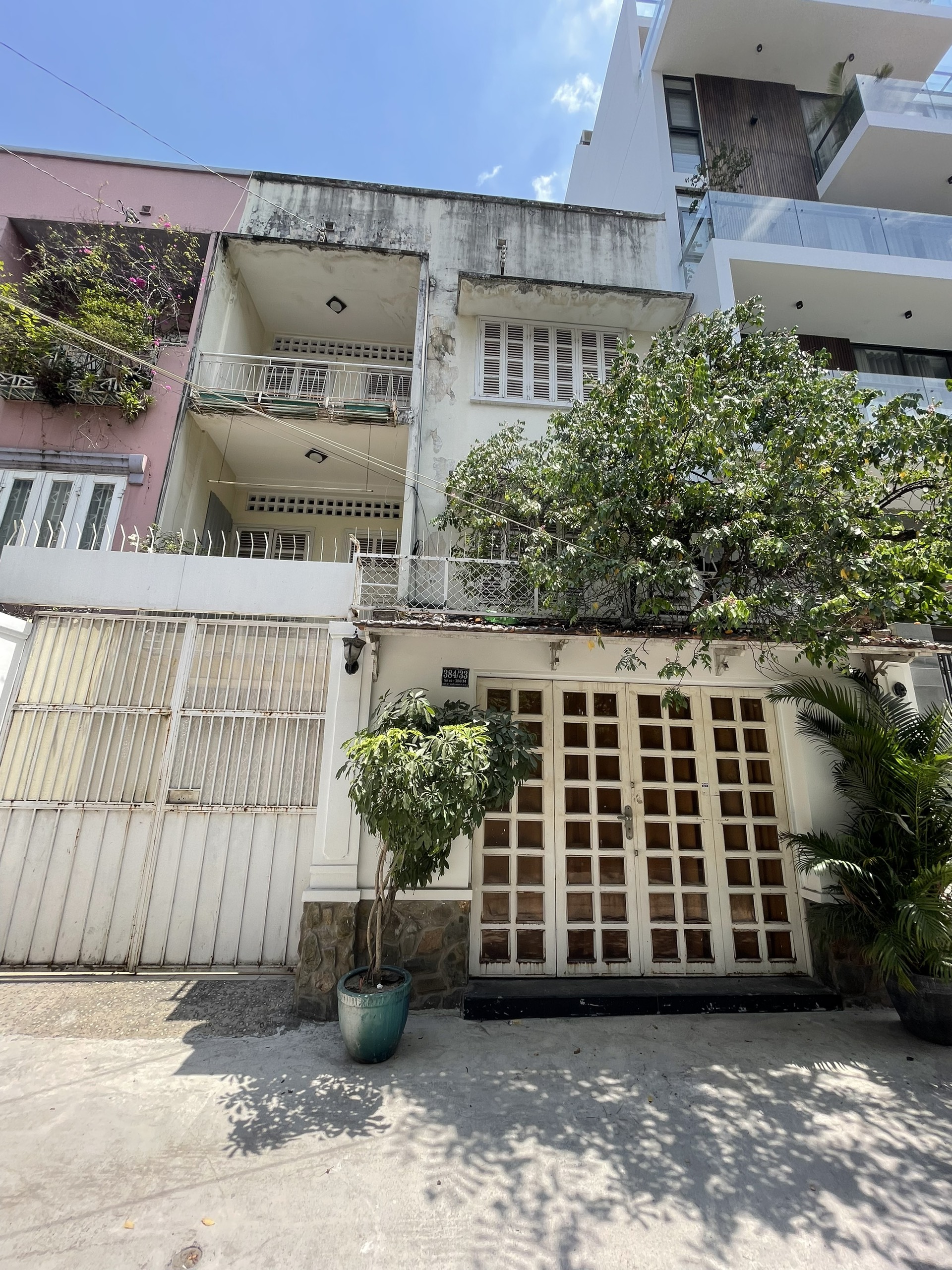 Nhà bán đường Hoàng Diệu, P.10, Q.PN,DT 8,5 x 35, 455.7m2, KC: , . 125 Tỷ."