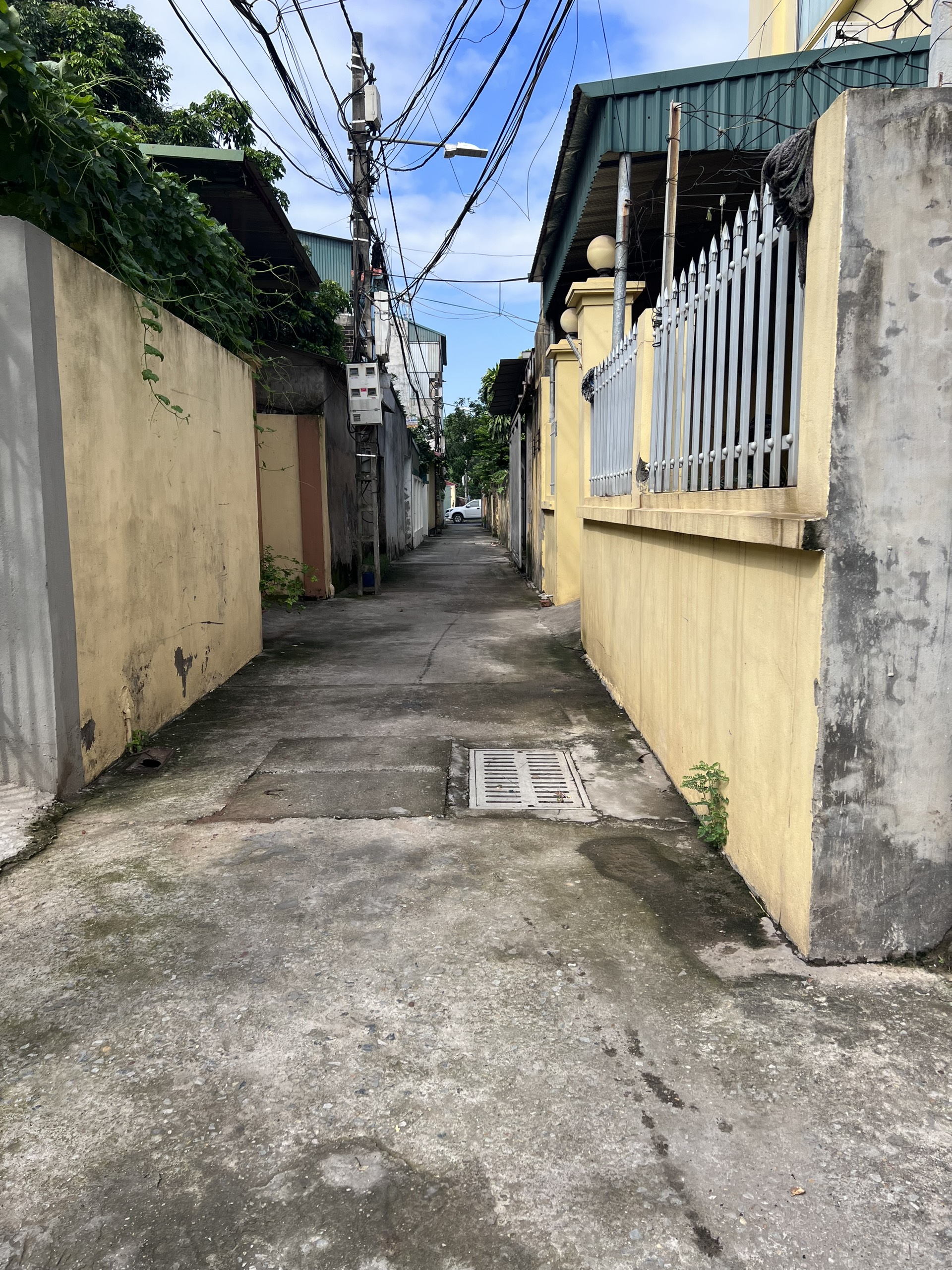 30m Trung tâm Trâu Quỳ Gia Lâm, ngõ 2.5m giá siêu rẻ 1,55 tỷ.