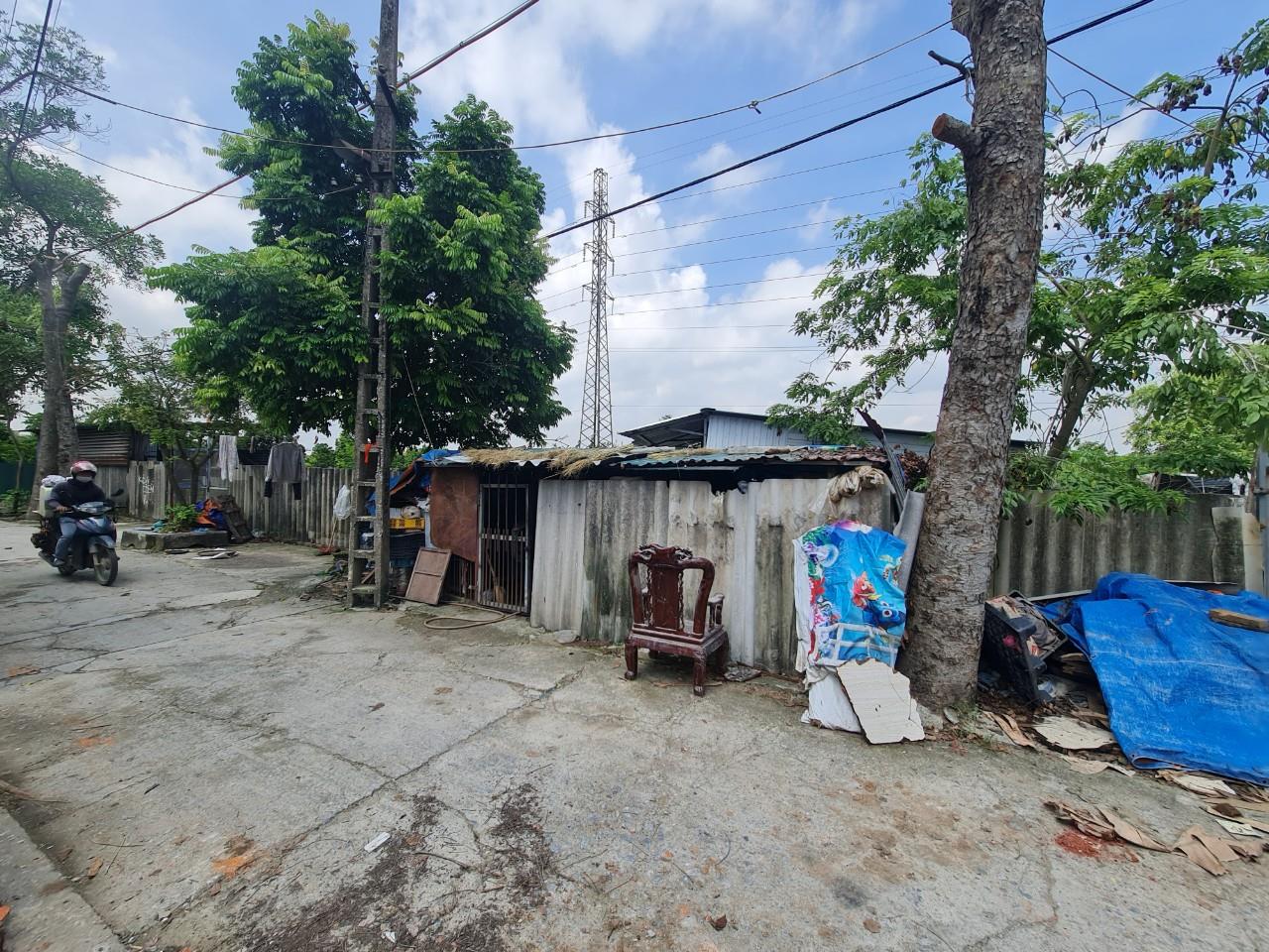 Đất Này không Mua thì mua đất nào nữa đây Chính chủ Cần Bán Lô 84m2 Đất Bìa Làng Đường Yên Xuân Nộn Đường 6m Ngõ thông.