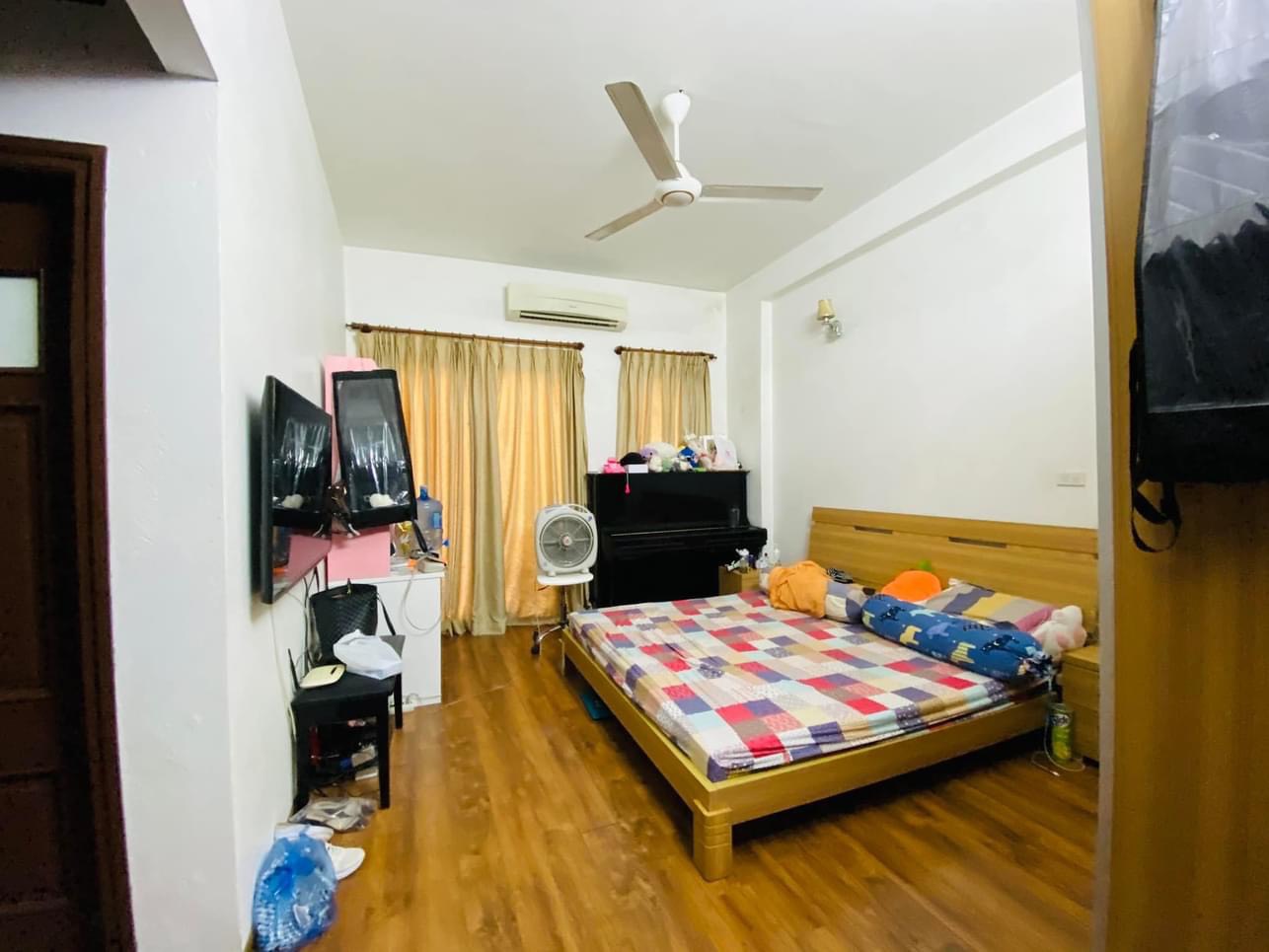 BÁN GẤP - NHÀ XÃ ĐÀN - ĐỐNG ĐA - NGÕ THÔNG- KINH DOANH NHỎ - HAI THOÁNG - 6 TẦNG THANG MÁY, - GARA Ô TÔ