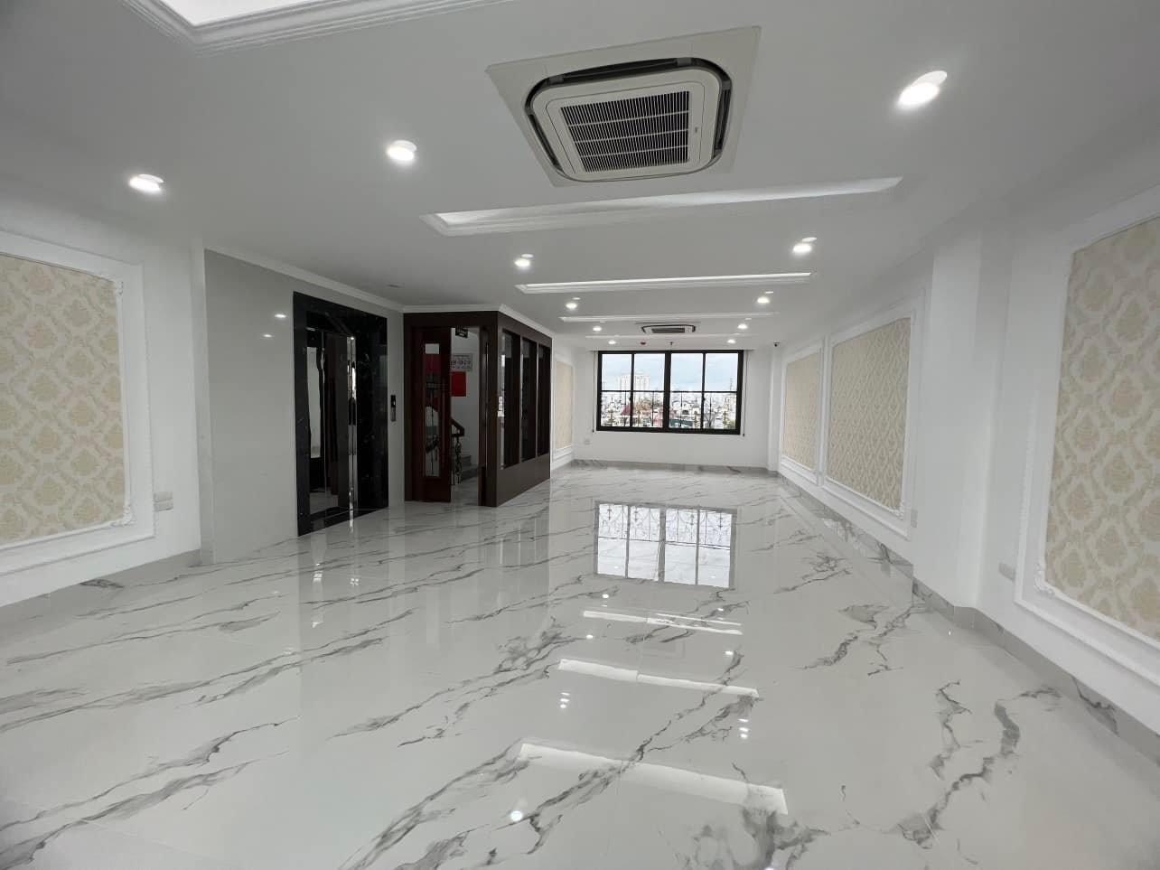 BÁN TOÀ NHÀ HOÀNG NGÂN THANH XUÂN- 8 TẦNG NỔI - 1 TẦNG HẦM - THÔNG SÀN - THANG MÁY - KINH DOANH VĂN PHÒNG SPA SIÊU ĐỈNH