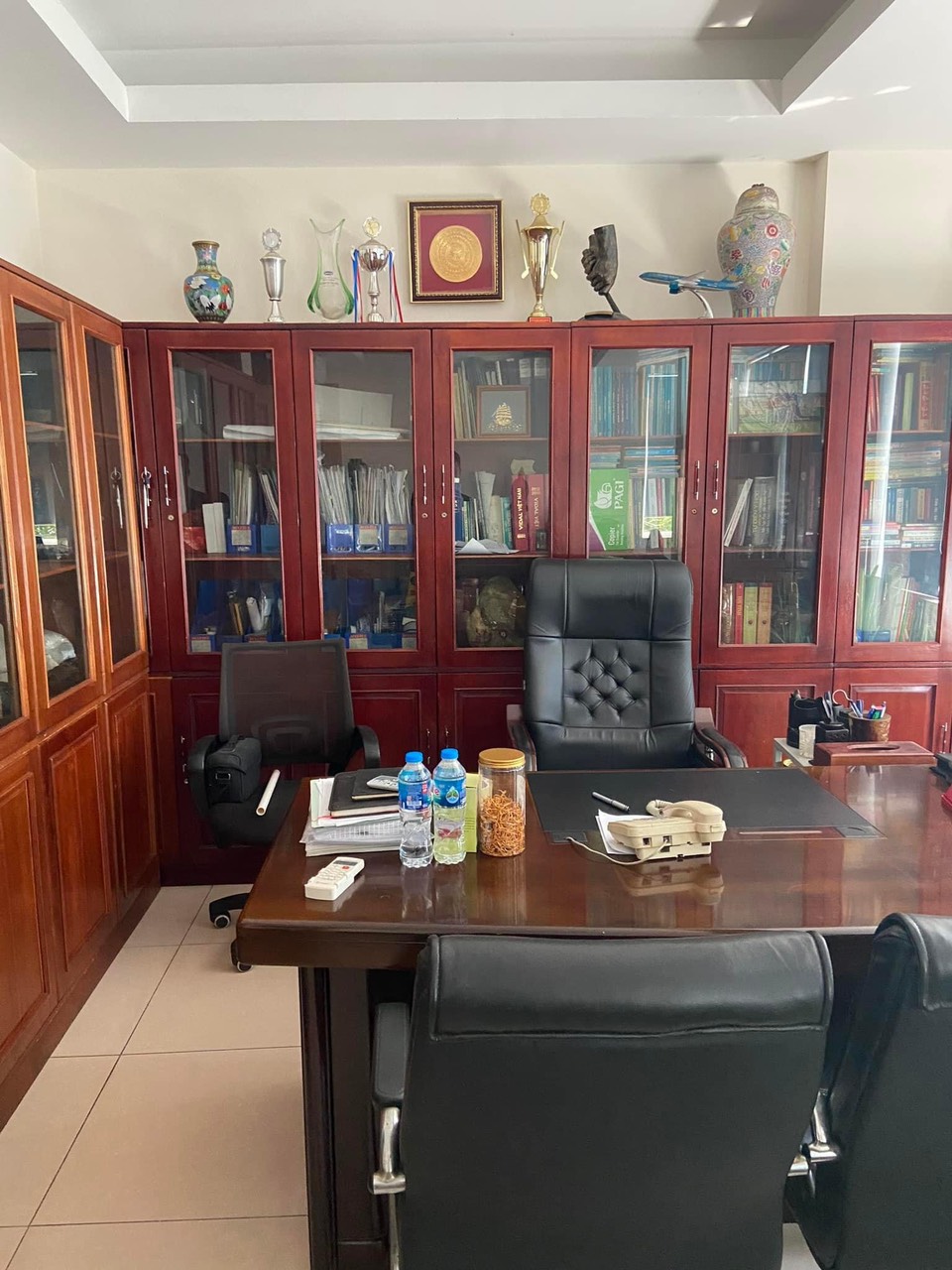 BÁN NHÀ MẶT PHỐ THỌ LÃO HAI BA TRƯNG - KINH DOANH - LÔ GÓC - 3 THOÁNG - Ô TÔ TRÁNH CÓ VỈA HÈ - THANG MÁY