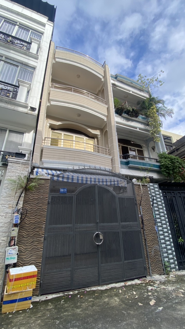 Bán nhà hẻm xe tải Lê Văn Sỹ, sổ vuông, nhà đẹp, bán gấp chia thừa kế giá rẻ.