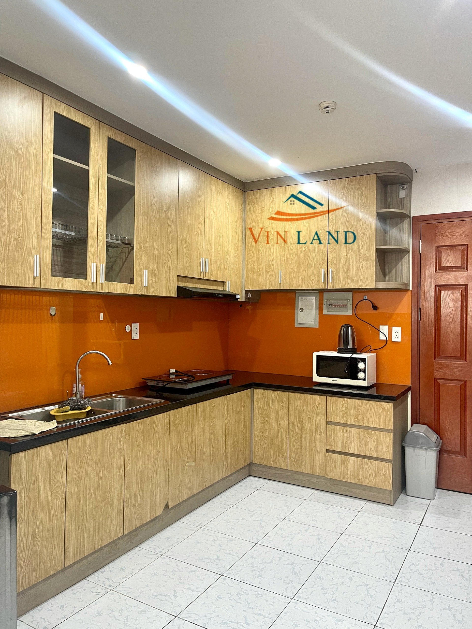 Cho thuê căn hộ 2PN full nội thất gần vòng xoay Biên Hùng.