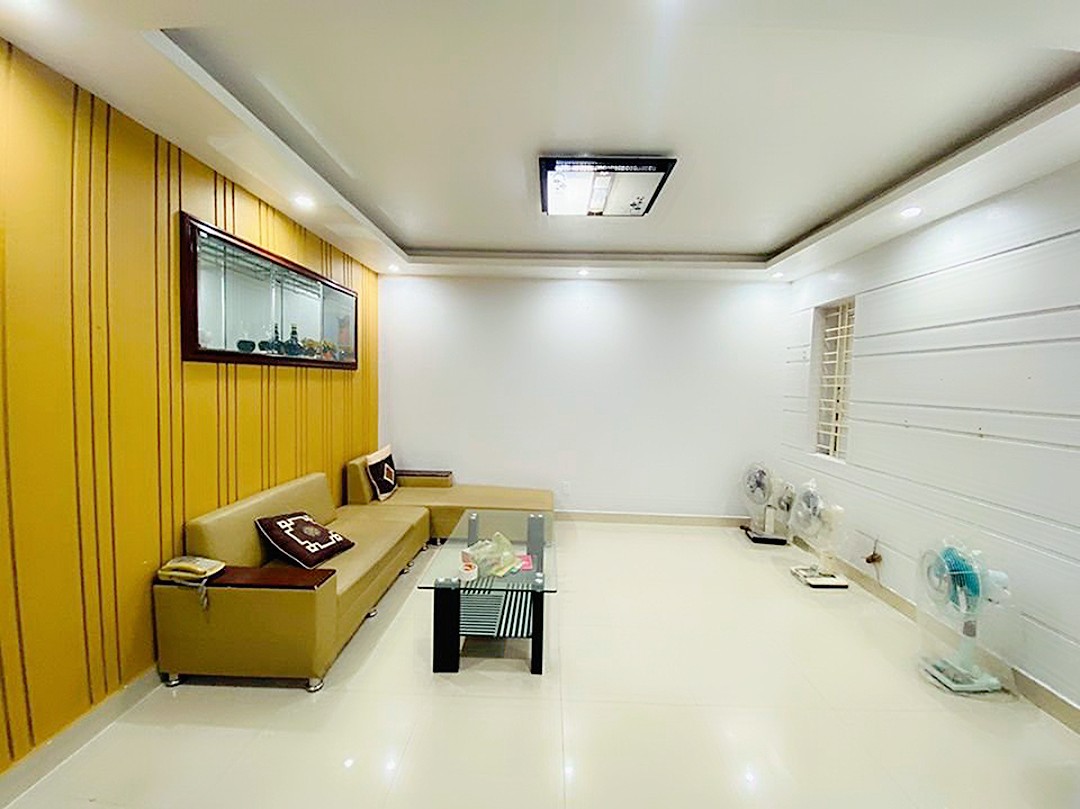 Bán nhà phố Chu Văn An, diện tích 50m 4 tầng độc lập GIÁ 2.95 tỉ ngõ 1 rẽ.