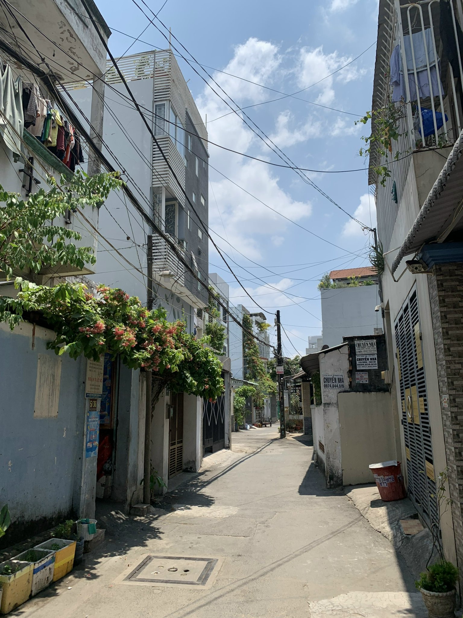 Cần bán nhà hẻm oto thông đường Hữu Nghị và Hàn Thuyên, phường Bình Thọ, Tp. Thủ Đức.