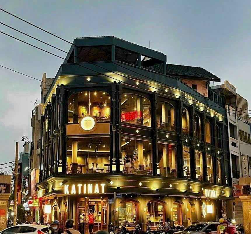 BÁN GẤP CĂN GÓC 3 MT Trần Quang Khải - Nguyễn Hữu Cầu- Quận 1.