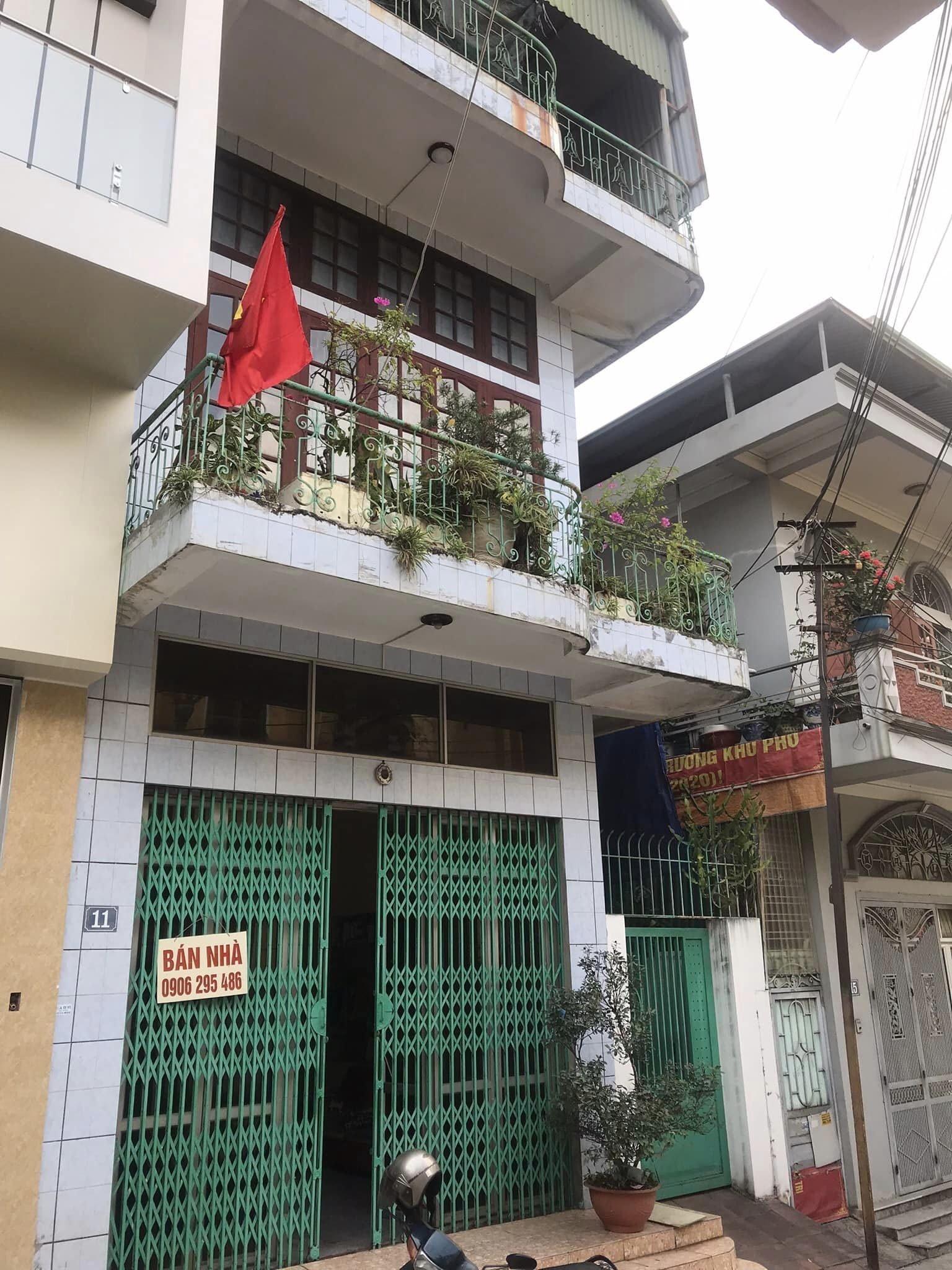 CHÍNH CHỦ CẦN BÁN ĐẤT TẶNG NHÀ 2 TẦNG, 1 TUM Ở PHƯỜNG CẨM TRUNG, CẨM PHẢ, QUẢNG NINH.