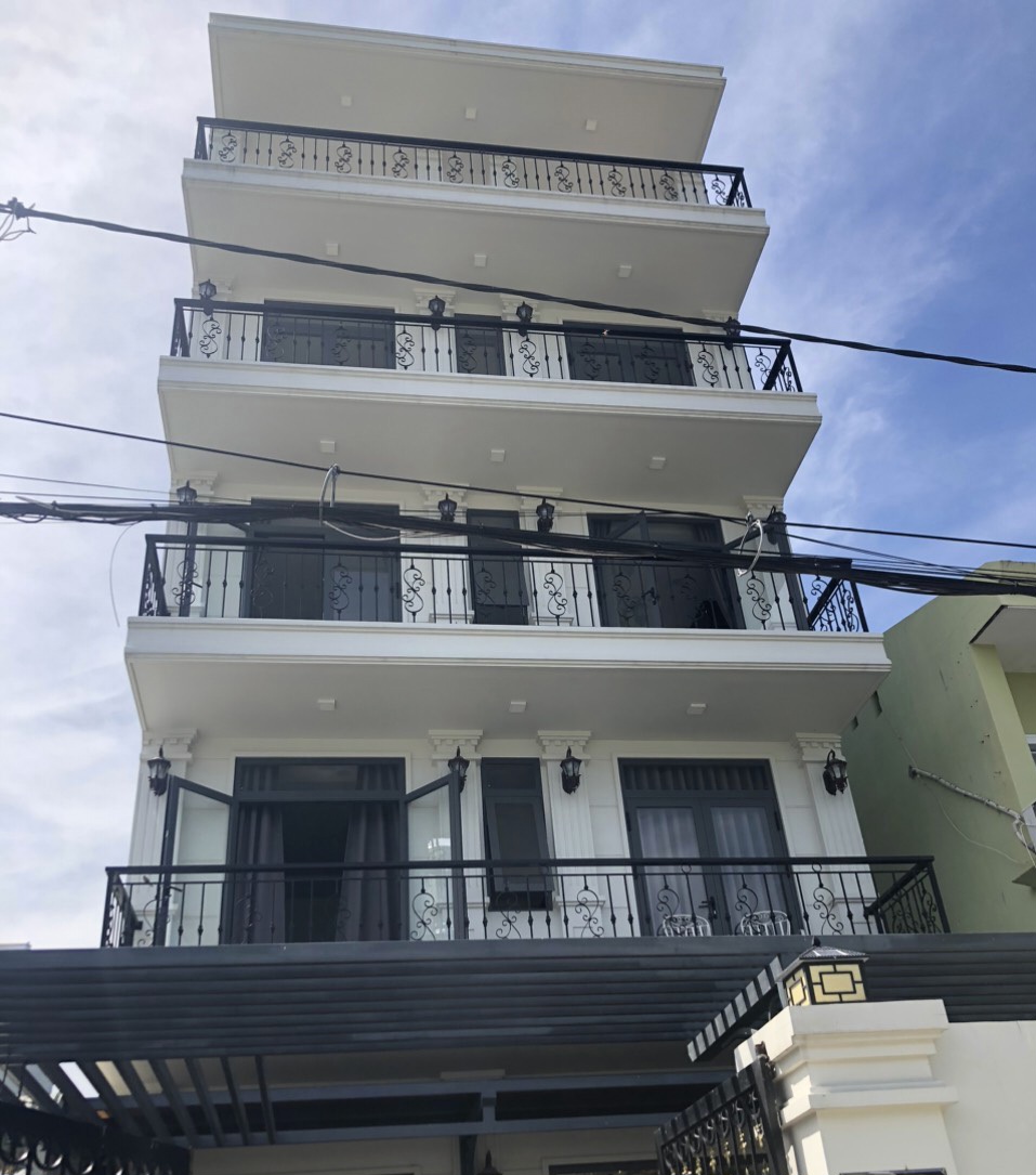 Bán tòa CHDV kế bên khu Vinhomes, DT: 7x17m, 14 CHDV, chỉ 9.3 tỷ.