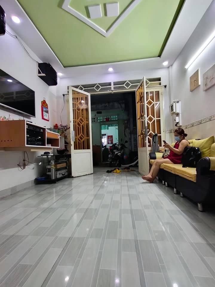 1 CĂN DUY NHẤT CON HẺM HUYỀN THOẠI, CHÍNH CHỦ LÂU ĐỜI. HẺM TRẦN VĂN QUANG, P10. TÂN BÌNH.33M2 CHỈ 4 TỶ.