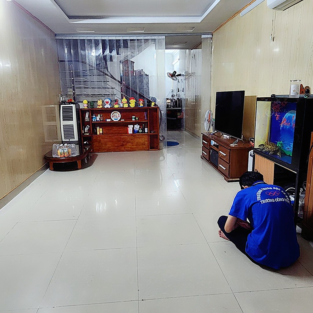 Bán nhà đường Chợ Hàng Mới, diện tích 44m 3 tầng GIÁ chỉ 1.8 tỉ.