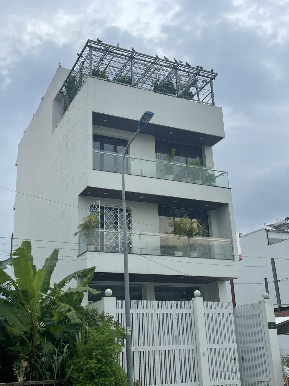 CHO THUÊ CĂN HỘ DỊCH VỤ DT 18-42 M2, ĐƯỜNG SỐ 83, P.THẠCH MỸ LỢI, Q2 từ 4.500.000 đ/tháng.