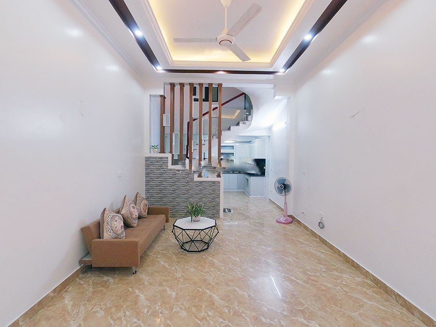 Bán nhà phố Vĩnh Tiến - Lê Chân, 43m 3 tầng GIÁ 2.48 tỉ ngõ nông.