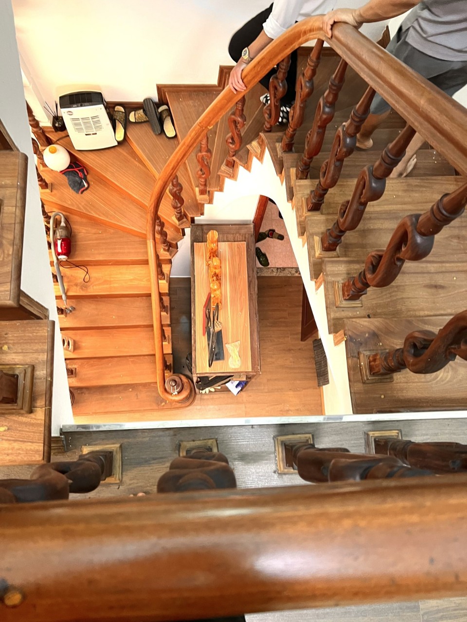 Cho nhà ,mặt phố, KD, Ô tô 4 tầng 3 ngủ tại Bắc Cầu.