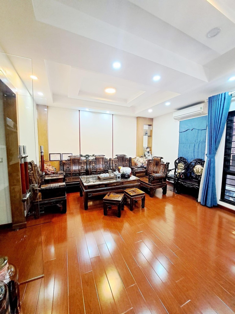 BÁN NHÀ ĐỘI CẤN 10M NHÀ RA PHỐ - TRUNG TÂM BA ĐÌNH