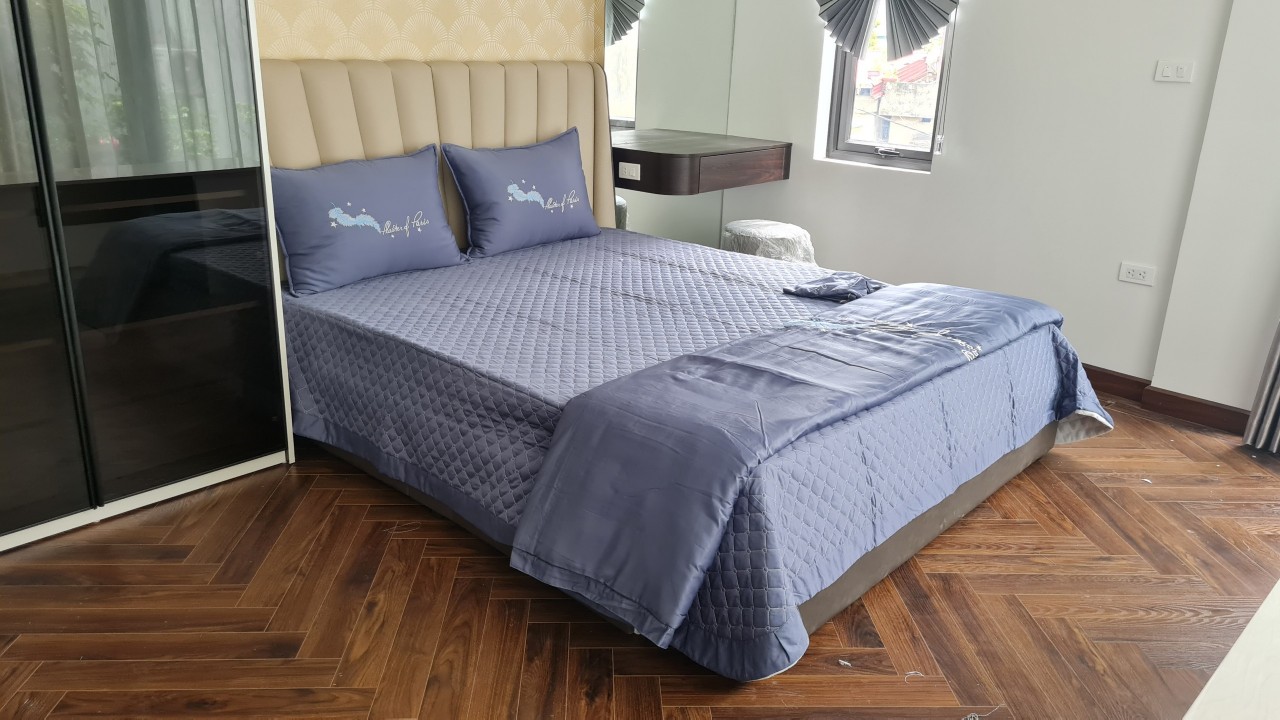 Cho thuê nhà Ngõ 268 Ngọc Thụy, 5 tầng, 3 ngủ, giá 10tr..